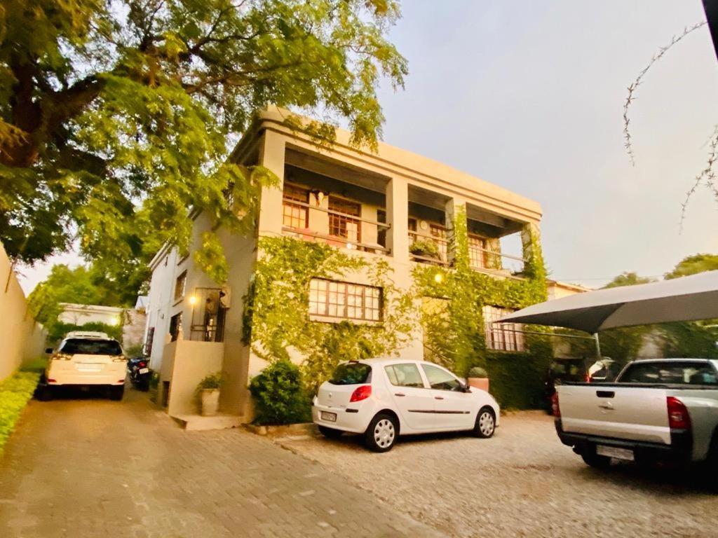 Muckleneuk Manor Hotel Pretoria-Noord Exterior foto